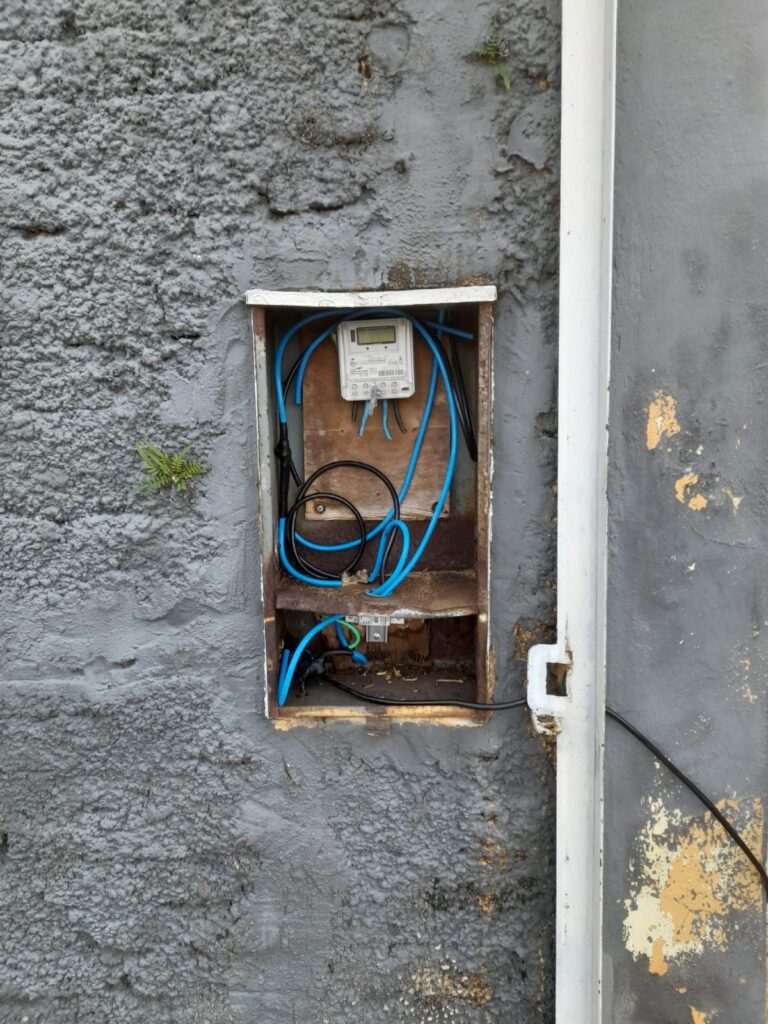 Serviço de Elétrica